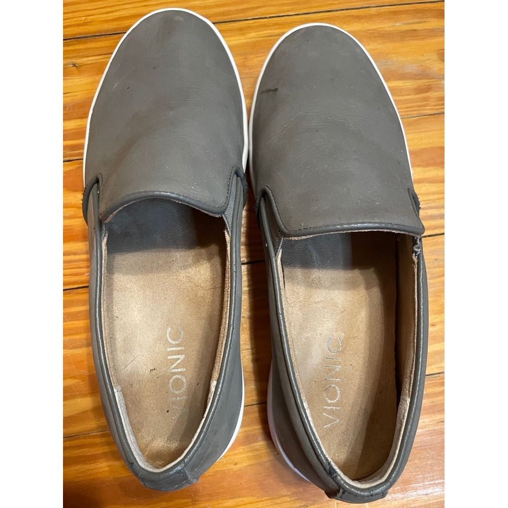 Vionic Slip-On Flats in Olive Green with White Sole - Picture 9 of 10